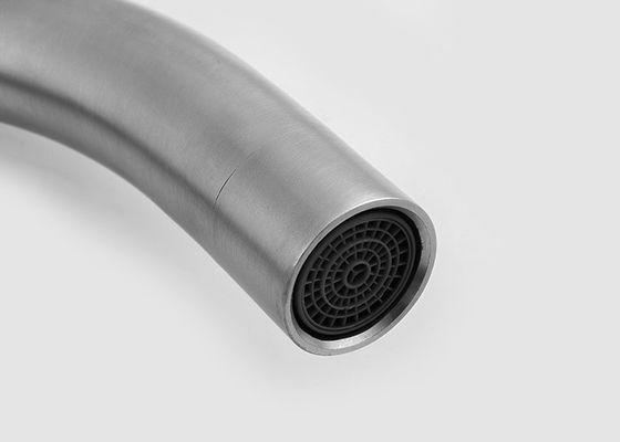SUS304 Stainless Steel kéo ra vòi nhà bếp với một tay cầm