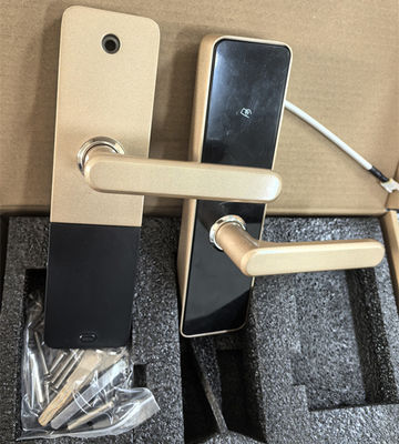 Bluetooth / WiFi Smart Door Lock với chức năng điều khiển từ xa