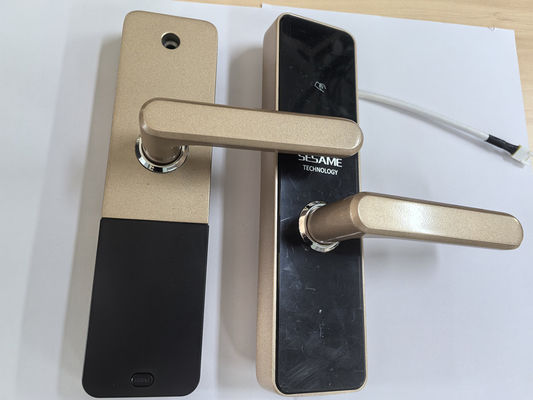 Smart Wi-Fi và khóa cửa Bluetooth để tăng cường an ninh gia đình